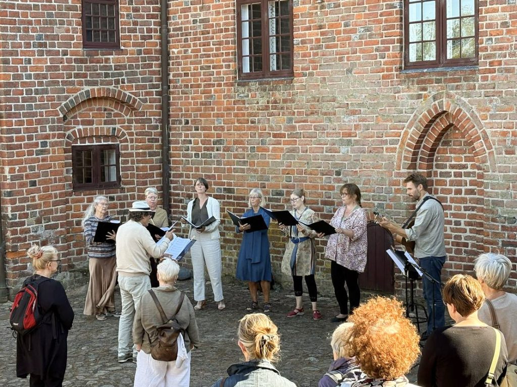 IMG_1028-1200px (1) Vandrekoncert - Esrum Kloster & Møllegård
